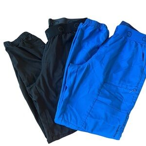 Spread Good Cheer! Cargo Jogger scrub Pants M lot of 2